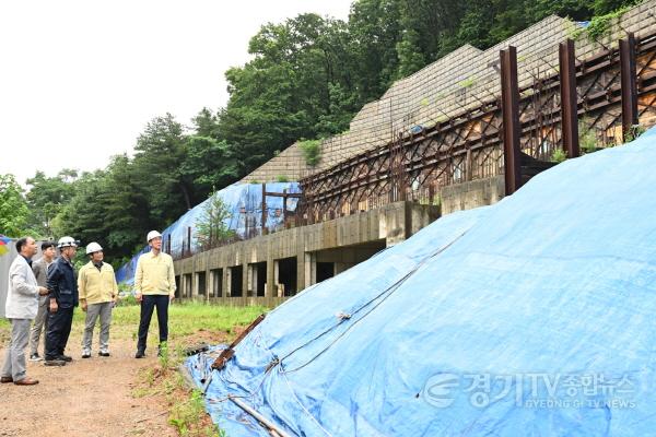 [크기변환]사본 -154.이민근 안산시장, 폭우에 적극 대응… 재난취약시설 긴급 현장점검(1).jpg