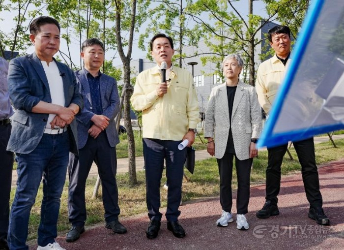 사본 -이재준 수원특례시장, 지난해 침수 피해 있었던 고색사거리, 고현초 인근 주택가 현장 점검(3).jpg