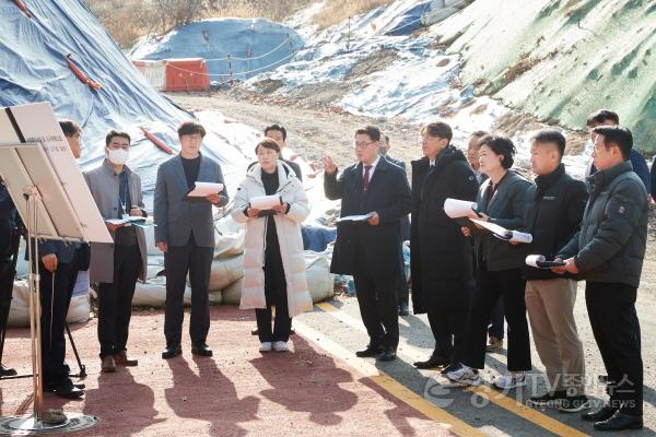 [크기변환]03-20221124 행정사무감사 현지확인-도시건설위원회-03.jpg