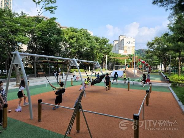 [크기변환]사본 -1-2. 이번 감사에서 참신한 아이디어로 시민 편의를 높인 우수 사례로 선정된 마평 어린이 공원.jpg