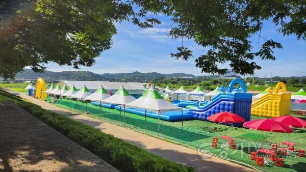 [크기변환]사본 -이미지3(진위천유원지 물놀이장 개장).jpg