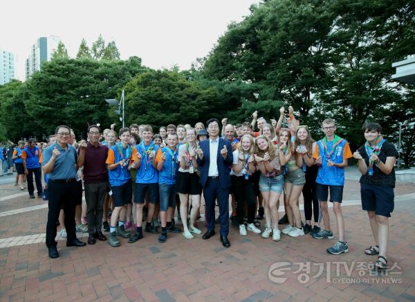 [크기변환]5. 잼버리 대원 환영.jpg