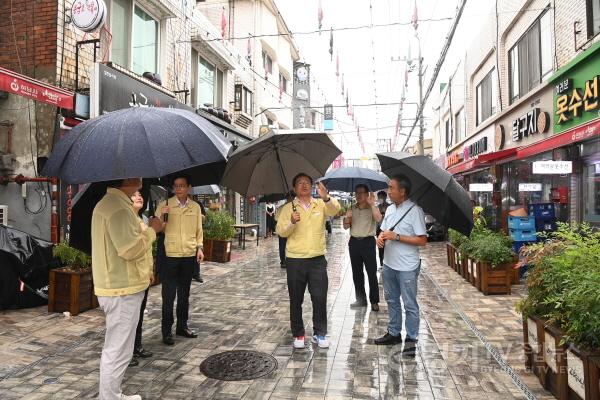 [크기변환]이현재 하남시장, 태풍 ‘카눈’ 대비 현장점검…총력대응 당부 (2).JPG