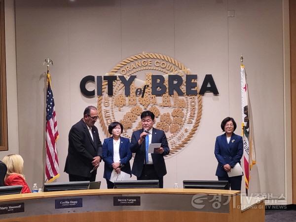 [크기변환]1-1.미국 브레아시 의회 연설(시의원).jpg