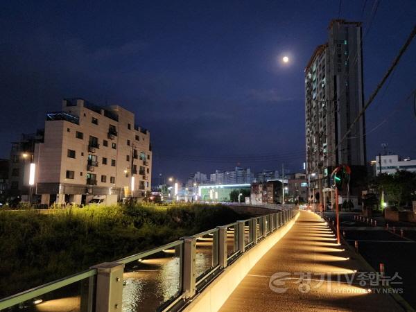 [크기변환]01 양근천길 경관조명 .JPG