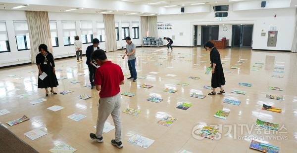 [크기변환]230901 평택(의회) 평택시의회, 평택시 초등학생 공모전심사 개최 (3).JPG