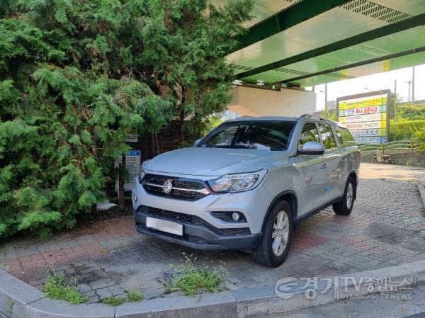 [크기변환]3. 용인특례시가 불법주정차 6대 금지 구역인 인도 위 주정차에 대한 운전자들의 주의를 당부했다.jpg