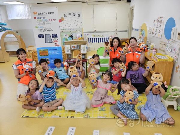 [크기변환]04 맞춤형 도로명주소 홍보.jpg