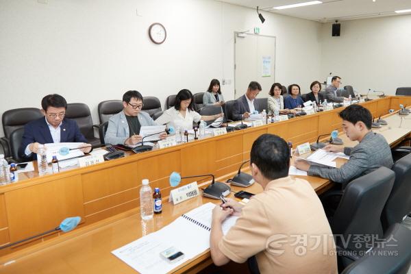 [크기변환]20230913 용인특례시의회 의원연구단체 ｢스타트업 101｣, 연구 용역 최종보고회 개최(2).jpg