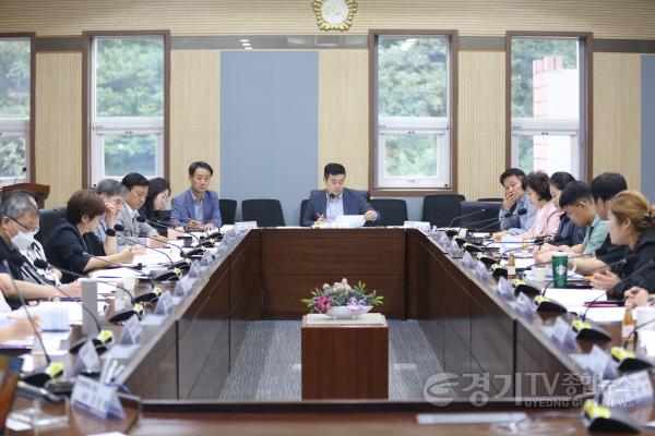 [크기변환]230913 평택(의회) 평택시의회 김산수 의원, 공익 활동가와의 간담회 개최 (3).JPG