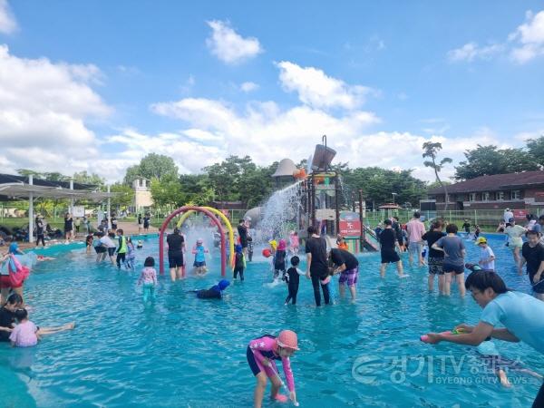 [크기변환]물놀이장 사진.jpg
