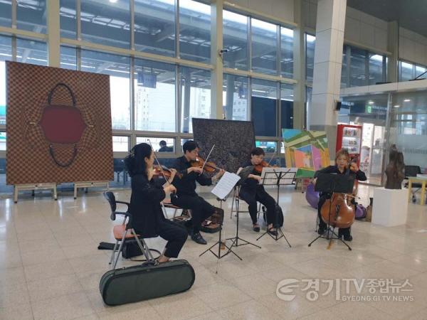 [크기변환]사진자료 7. 찾아가는 전시회 2차 전시 현장사진(3).jpg