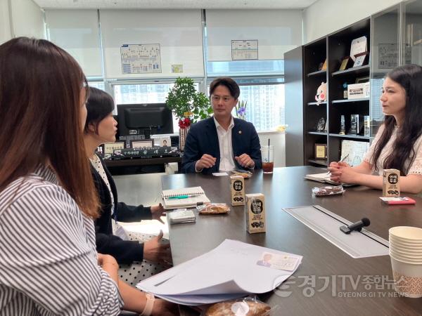 [크기변환]231006 황대호 의원, ‘지속가능한 학교사회복지사업 추진을 위한 정담회’ 개최 (1).jpg