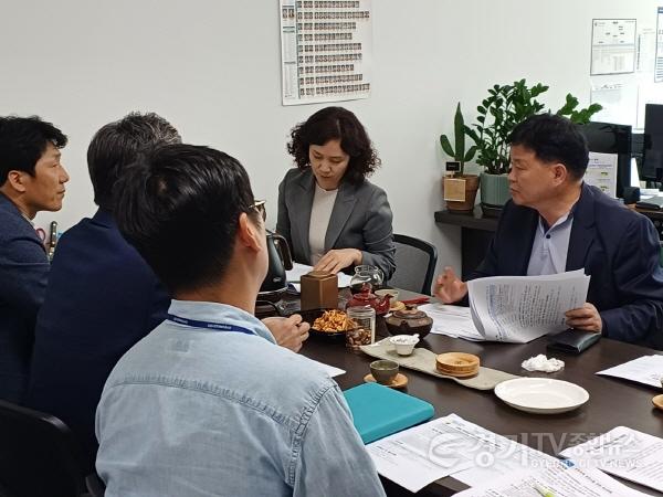 [크기변환]231006 성기황 의원, 아파트 층간소음 방지 조례안 제정 집행부 정담회 개최 (1).jpg