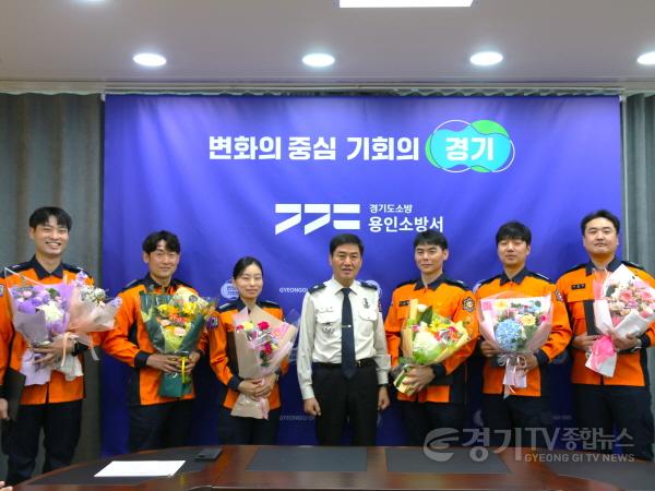 [크기변환]단체 기념사진.JPG