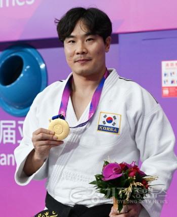 [크기변환]1 평택시청 장애인유도팀 이정민 아시안 패러게임 2연패 달성.jpg