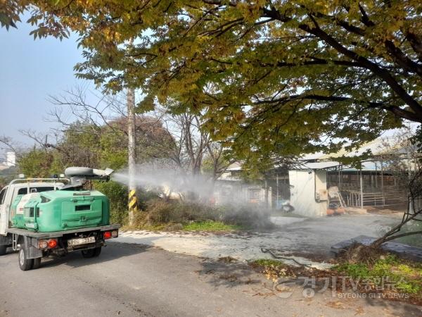 [크기변환]럼피스킨병 발생 예방 흡혈곤충 선제적 집중 방역.jpeg