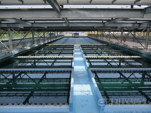 [크기변환]2. 용인특례시가 운영하는 정수장 침전지 모습.JPG