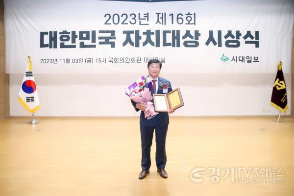 [크기변환]수상사진 1.jpg