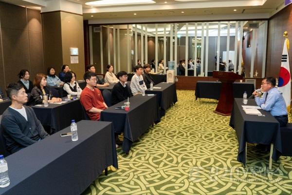 [크기변환]20231106 용인특례시의회, 정책지원관 직무역량 강화 워크숍 실시(3).jpg