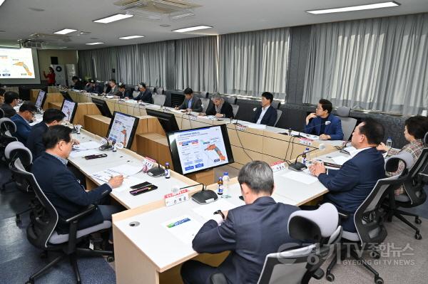 [크기변환]02-여주시 원도심 활성화를 위한 도시재생 민간투자 유치 활동 본격 시동-중간보고회 (1).jpg