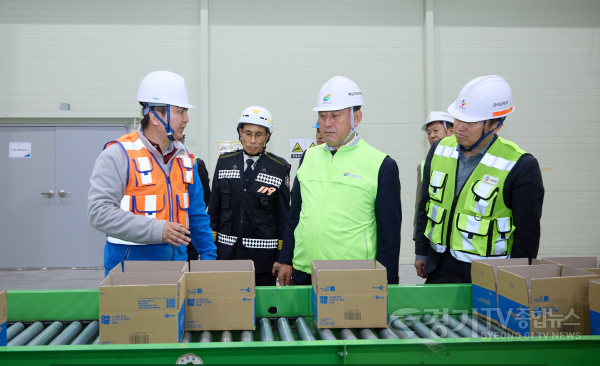 [크기변환]02-여주시, 물류창고 화재예방 업무협약 체결-현장시찰 사진.PNG