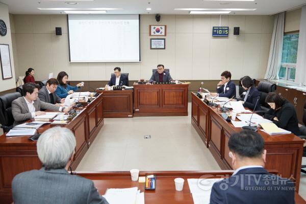 [크기변환]20231127 행정사무감사 7일차(3)경제환경위원회.jpg
