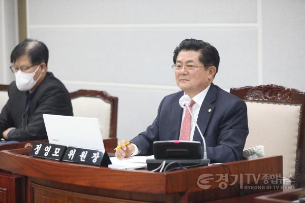 [크기변환]관련 사진(정영모 의원, 행정감사).jpg