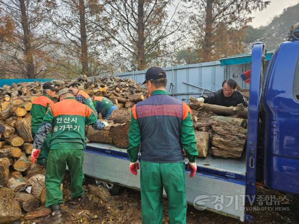 [크기변환]162.안산시, “따뜻한 겨울 보내세요”...사랑의 땔감 지원(2).jpg