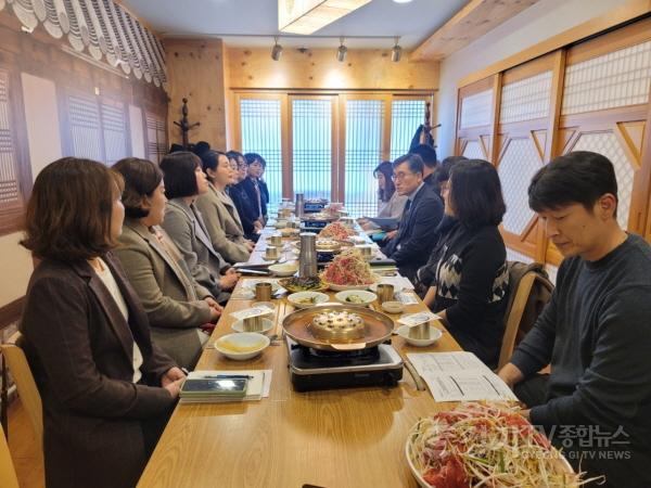 [크기변환]오찬 정담회 사진.jpg