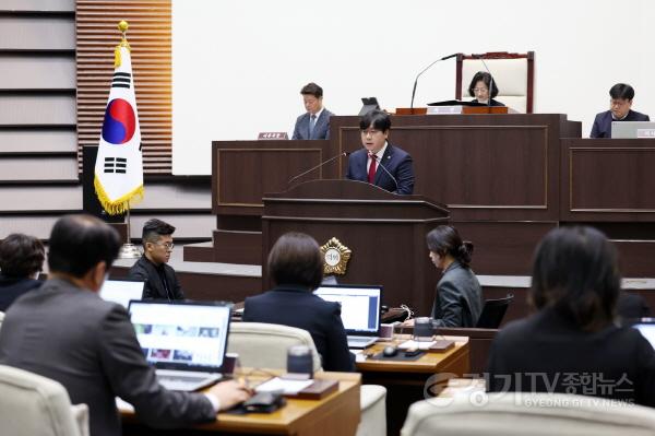 [크기변환]20231211 제305회 광주시의회 제2차 정례회 제3차 본회의 (8).JPG