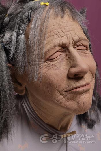 [크기변환](사진자료2) 2019 경기세계도자비엔날레 국제공모전 대상작가_팁 톨랜드(Tip Toland)_미용실(Beauty Parlor)_2017.JPG