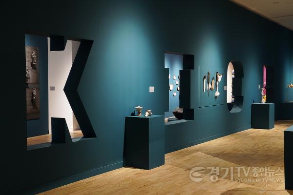 [크기변환](사진자료4) 2021 경기세계도자비엔날레 국제공모전 전시 전경.jpg