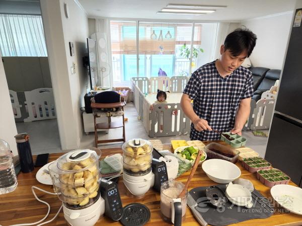 [크기변환]4. 수원시,‘제9회 아이가 있어 행복한 가족 사진·영상 공모전’수상작 전시회 개최.jpg