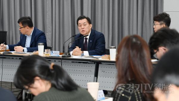 [크기변환]1. 이재준 수원특례시장, “시민 참여 넘어 시민이 주도하는 지방자치 실현하겠다”.jpg