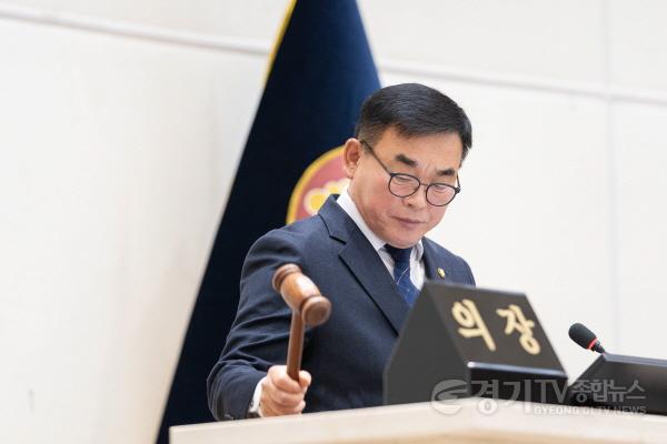 [크기변환]20231222 용인특례시의회, 제278회 임시회 폐회(4).jpg