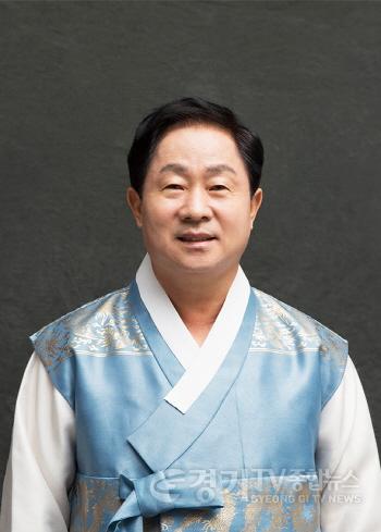 [크기변환]주광덕 남양주시장 2023년 송년사(사진).jpg