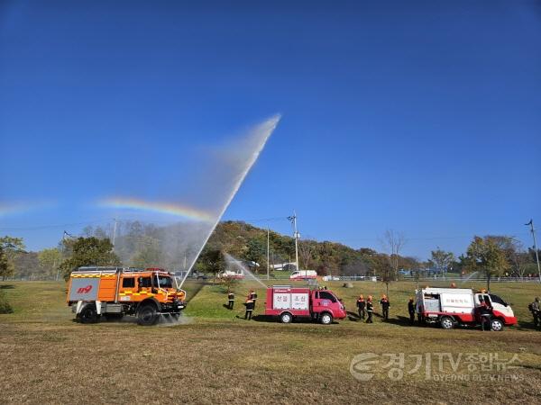[크기변환]01-산불 꼼짝 마! 여주시 산불방지 기관표창 수상(2).jpg