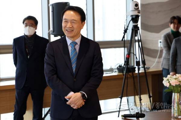 [크기변환]240102 임태희 교육감 “청룡의 해, 무한한 잠재력 지닌 경기교육 도약할 때”(운영지원과)사진1.jpg