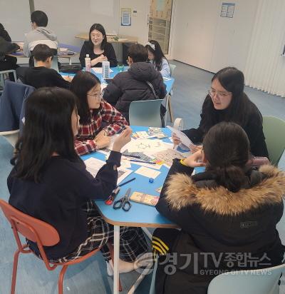 [크기변환]사진자료_슬기샘어린이도서관 프로그램 운영 현장.jpg