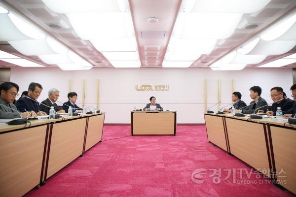 [크기변환](0108)[정책기획과]남양주시, 민선 8기 성과 가시화를 위한 2024년 주요 업무계획 보고회 시작!(사진2).JPG