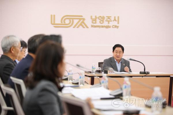 [크기변환](0108)[정책기획과]남양주시, 민선 8기 성과 가시화를 위한 2024년 주요 업무계획 보고회 시작!(사진1).JPG