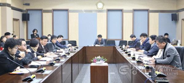 [크기변환]240116 평택(의회) 평택시의회, 공직선거법 등 정치관계법 역량강화 교육 실시 (1).JPG