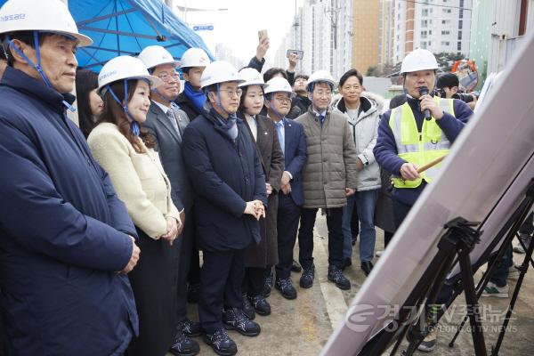 [크기변환]동인선 건설 현장 점검(1).jpg