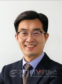 [크기변환]제34대+경기도농업기술원+성제훈+신임원장+사진.jpg