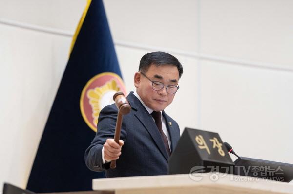 [크기변환]20240206 제279회 임시회 제2차 본회의(3).jpg