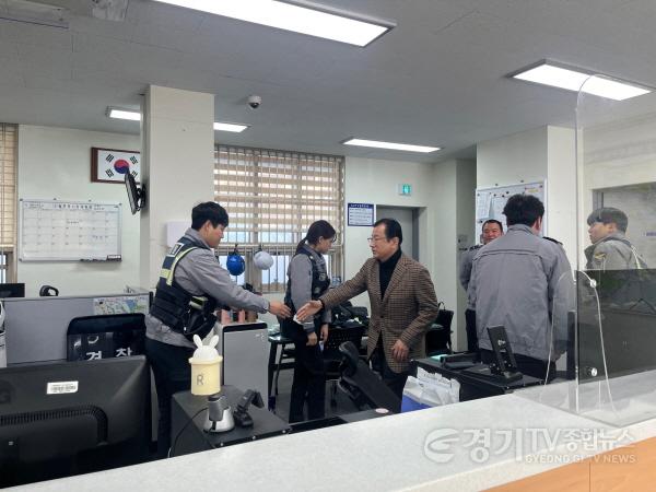 [크기변환]이현재 하남시장 설 연휴 최일선 현장 근무자 노고 격려(1).JPG