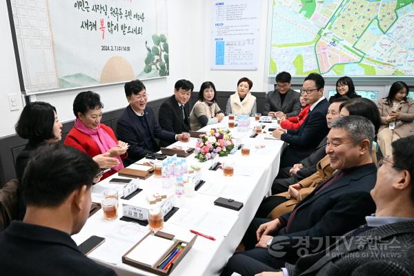 [크기변환]45.이민근 안산시장, 새해맞이 현장 소통 연두 방문 마무리(1).jpg