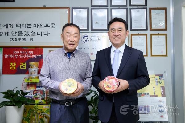 [크기변환]01-여주시장 기업체 현장 방문 [농업회사법인 현농(주)](2).jpg