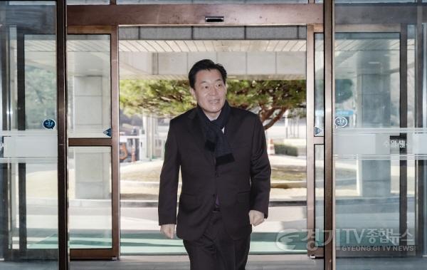 [크기변환]사진1)이재준 수원시장 유연근무제.jpg